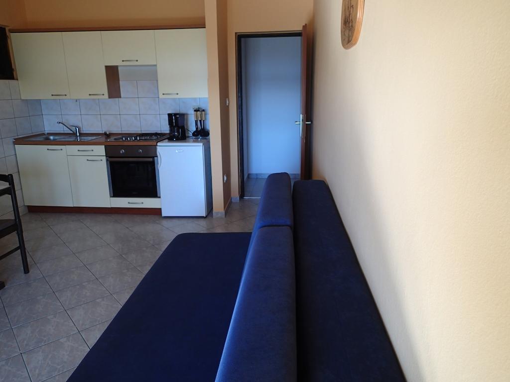 Apartments Felicce Banjol Cameră foto